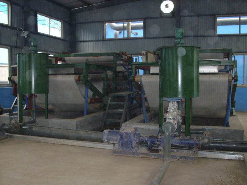 帶壓機(jī)